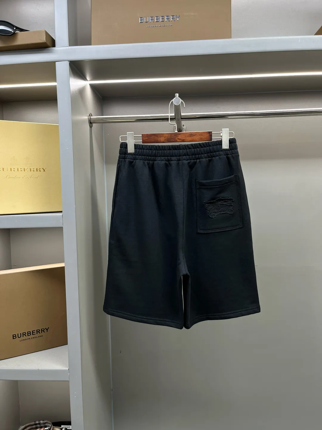 🅱️ In Stock ， 。 ， （EKD） 。 Burberry Classic Series， 。Burberry Classic Series Re Burberry ， 、 ， ！！ ， ， ， ！ 。 ， ， ！！ ， 。 OV ， 。 ， ， ！！ ， ！！ Size S/M/L/XL/XXL